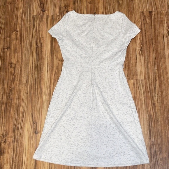 Ivanka Trump women’s dress 14 large career casual white grey stretch mini - Picture 4 of 7
